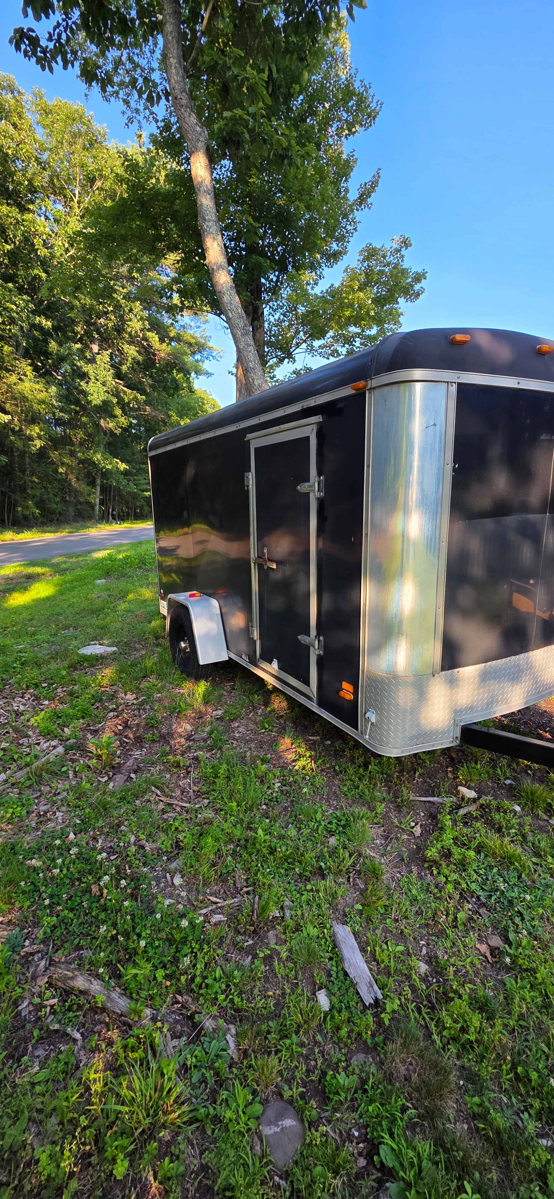 Enclosed Trailers